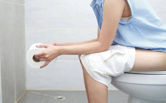 深蹲后便意频发：是肠胃变好还是脾胃虚弱在作祟？