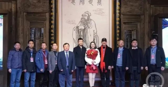 杨奇娜突发低血糖去世，年仅38岁：人生无常，健康不可忽视