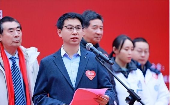 中西医携手助力老年虚弱防治，社区公益活动在成都成功举办
