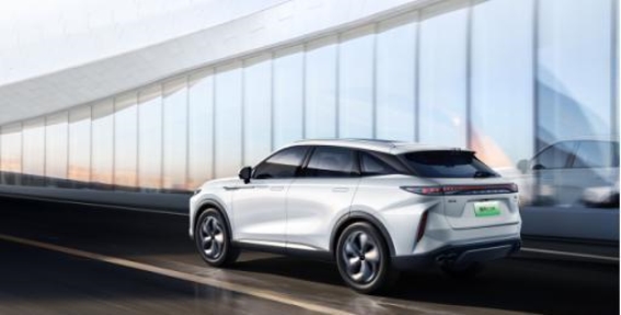 秋日自驾游的理想伴侣：瑶光C-DM的卓越表现