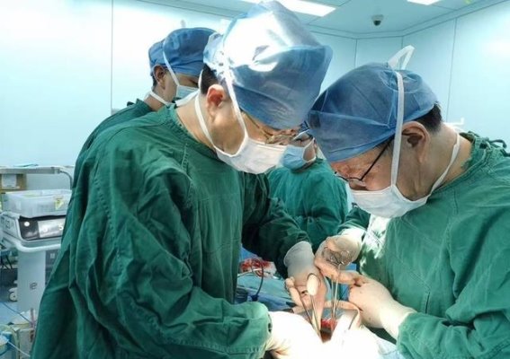 阿来替尼：为ALK阳性早期非小细胞肺癌患者带来新的曙光