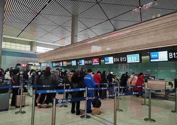 哈尔滨机场迎来“9时代”，冰雪旅游成春运高峰关键推手