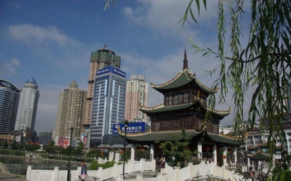 贵阳印象：古今交织的城市风貌