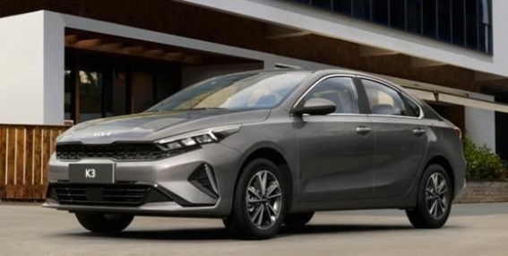 内饰精致，空间灵活，起亚K3让日常出行更轻松