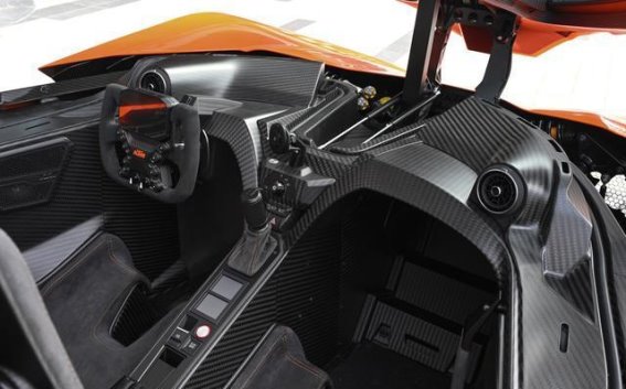 KTM X-BOW GT-XR：突破极限的硬顶跑车，性能与设计并驾齐驱