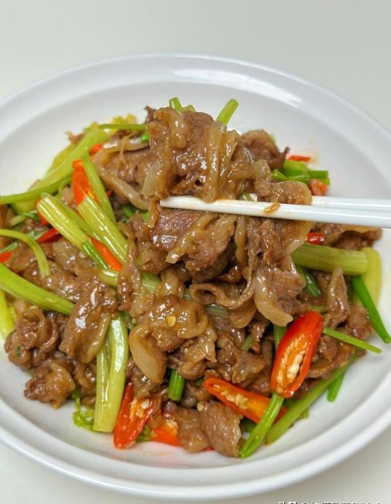 家中不缺钱的情况下，这3种肉值得中老年人常吃，补气养血，强健脾胃