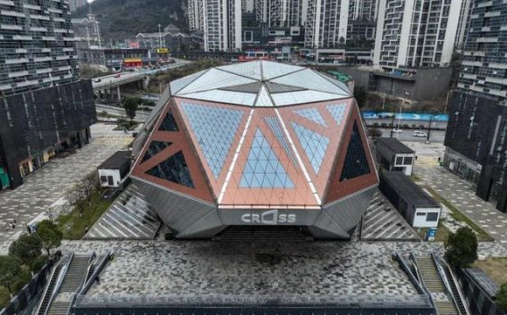 行李箱里的温暖：赵子铱与贵州文旅的故事