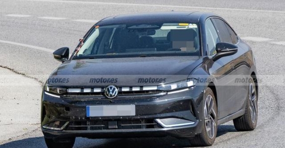 新款大众迈腾插混版谍照曝光 动力提升纯电续航超百公里年内首发