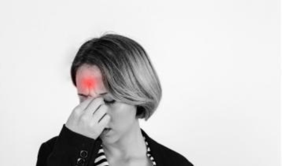 夜间疼痛与睡眠的双向困扰：破解“痛”与“眠”的难题