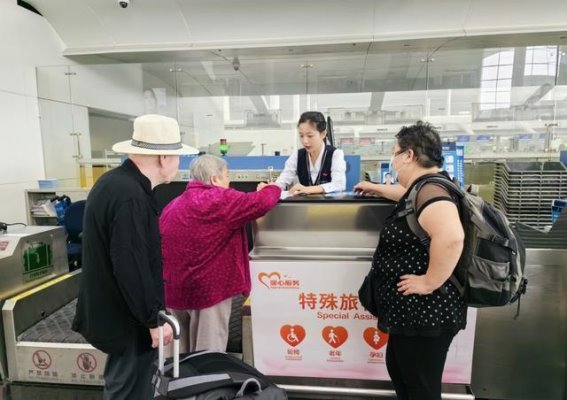 冬春新航季，南航助力冰雪游新体验