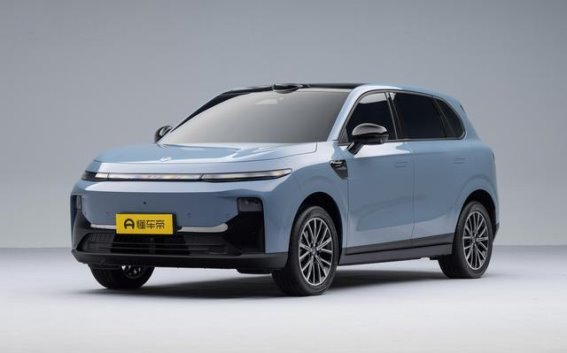 开了一个月零跑B10，我真心觉得：这车买得不亏