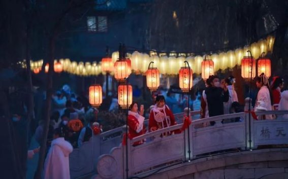 洛阳冬日漫游：雪景与古城的完美邂逅