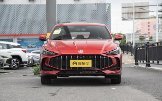 2026款名爵MG5上市，打造与朗逸、轩逸竞争的紧凑型轿车