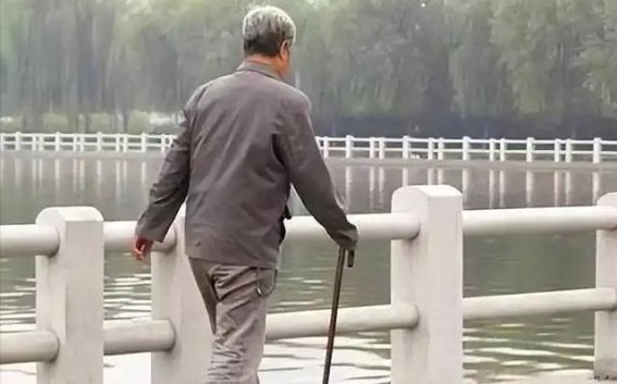 肝硬化的早期信号：不容忽视的健康提示