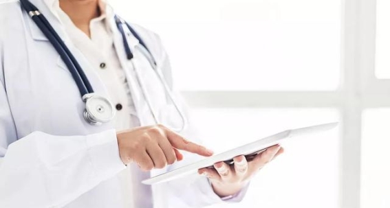 老年人洗澡后的四大健康信号，观察这些表现，健康长寿不再难