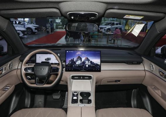 全新瑞虎8 PLUS即将上市，豪华与实用兼备引领中型SUV新风潮