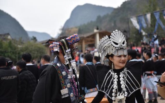 瑶山古寨：在春节的热潮中感受浓郁的瑶族年味
