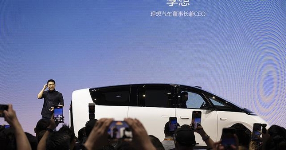 理想MEGA：历经风波后的市场逆袭