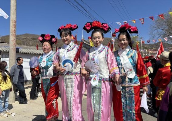 杏花盛开，魅力喀喇沁——2025年喀喇沁旗全域旅游季盛大启幕