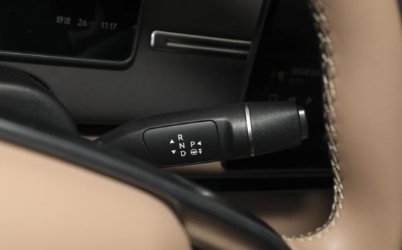 全新零跑C11亮相：智能与豪华并重的未来出行之选