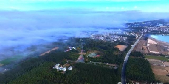 东山惊现海上仙境，云雾缭绕美不胜收
