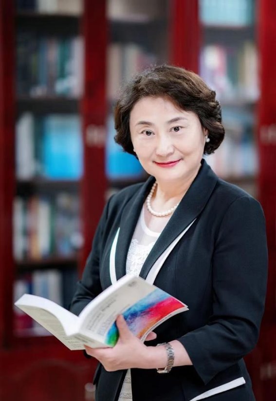 夏吟兰教授：法学殿堂的杰出导师与婚姻家庭法的奠基者