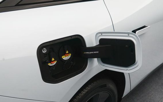 零跑C01：10万元级别的家用电动车全方位体验