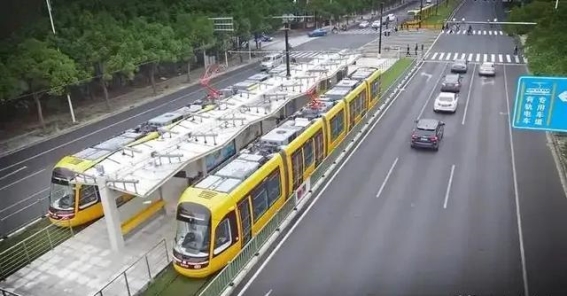松江有轨电车：城市交通的新探索