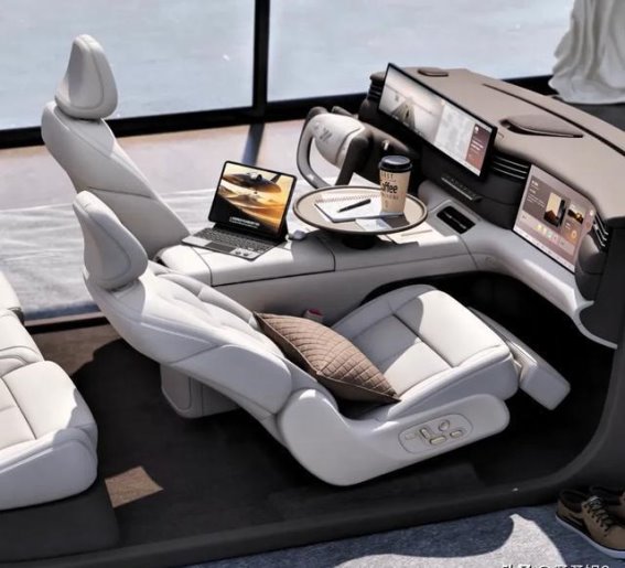 智己LS6：智能SUV的破圈之路