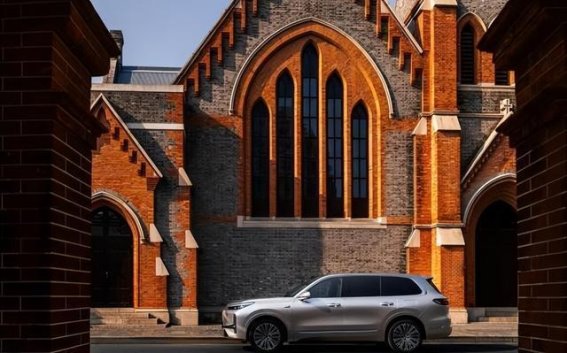 吉利银河M9预售开启 20万级SUV全能旗舰再定义家庭用车标准