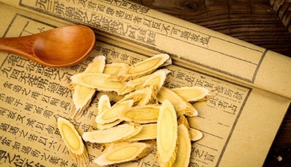 黄芪能降压，还能降血糖？黄芪泡水好？还是打粉好？答案来了