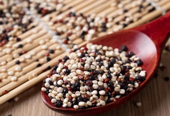 长期不吃晚餐的健康真相：背后隐藏的风险和危害