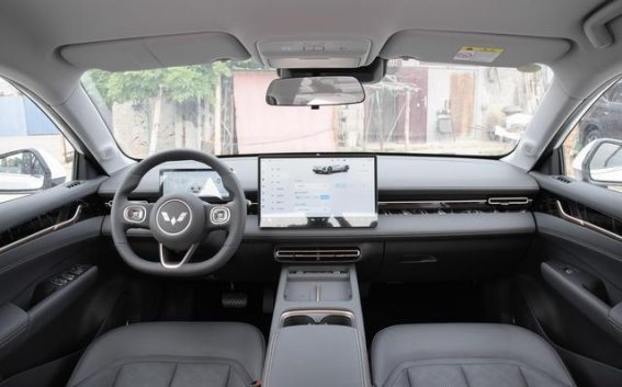 十万元预算购车，选这些插电混动轿车准没错