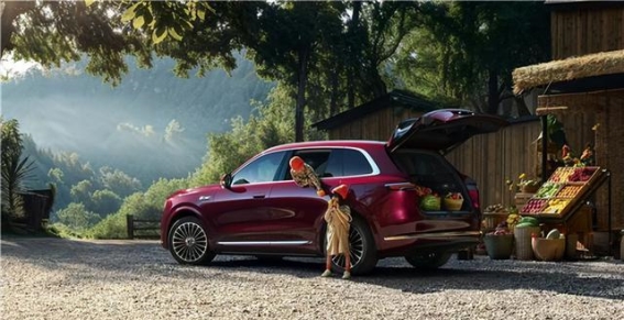 全新问界M7亮相，智能与豪华再度碰撞