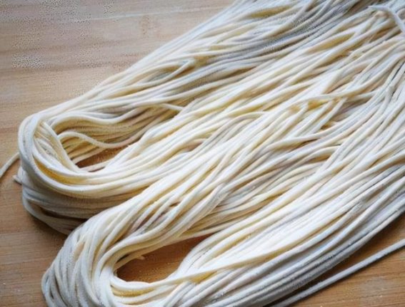 天天吃面也有隐患，56岁大叔体检揭示健康真相