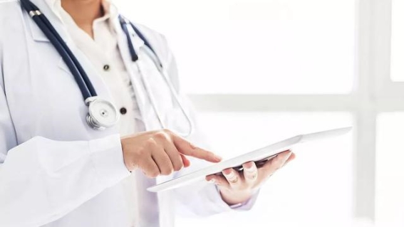 肺癌的隐形杀手：那些看似美味的食物，可能正悄悄危害你的健康