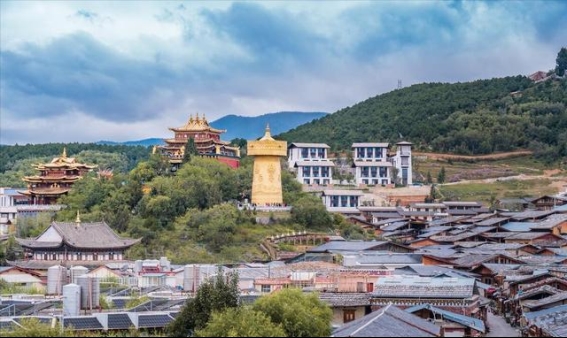 香格里拉旅游全攻略：从交通到住宿，带你走遍这片人间仙境