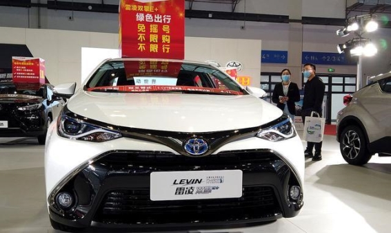 丰田bZ5详评：这款独特纯电跨界车究竟适合谁？