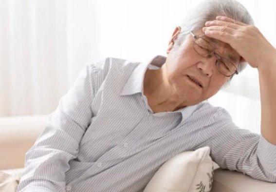 头痛的“救星”：丝瓜煮水与荷包蛋的传统疗法