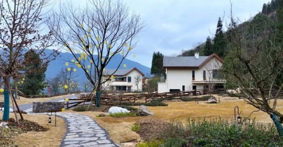 华蓥山的三色画卷：红色底蕴、绿色生态与康养之美