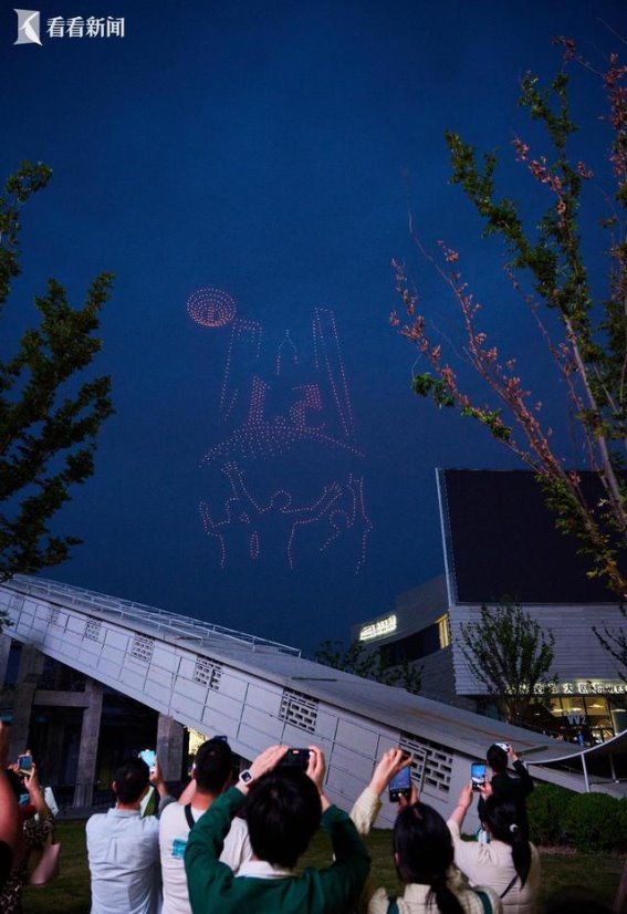 西岸梦中心水岸之夏，沉浸式滨水生活