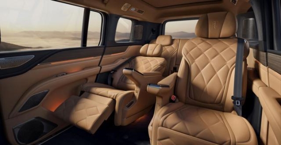 仰望U8L鼎世版：科技与文化共铸的行政豪华SUV新标杆