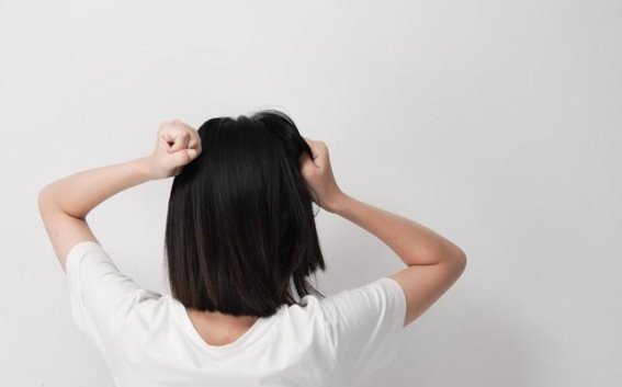 金门穴：外踝护脚与止痛的实用妙穴