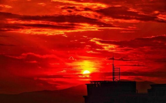 人老了，最大的悲哀就是把省吃俭用的钱，最后全花到了医院里