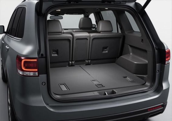 新能源汽车后备箱必备物品清单，关键时刻救你一命