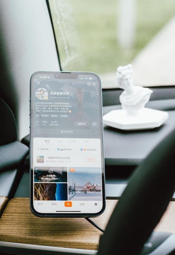 手机支架新玩法，影豹车主实测三款实用神器