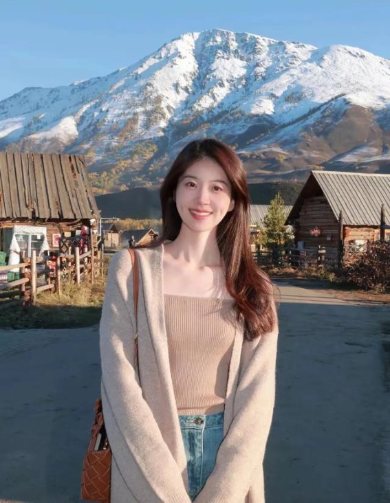 香山湖的梅花盛放