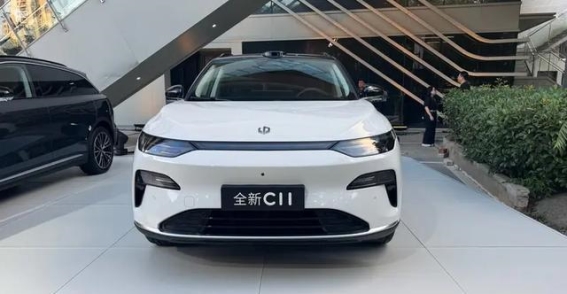 全新零跑C11上市：以科技与豪华定义中型SUV新标准