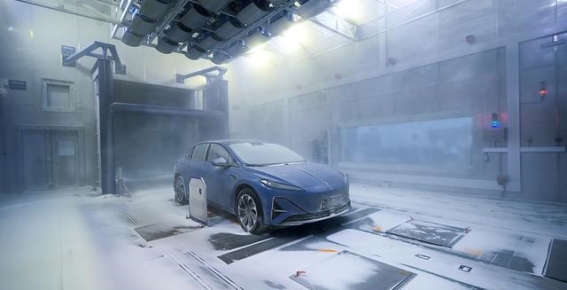 红旗品牌突破200万用户，新能源转型迎来新起点