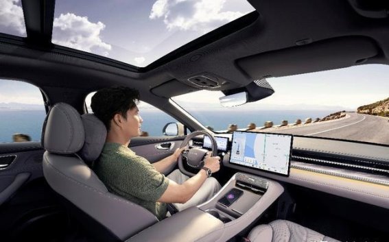 荣威M7 DMH：新能源家轿的标杆之作